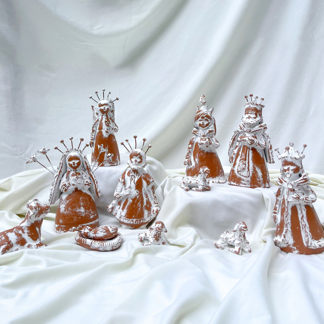 Nacimiento barro - Mediano ( 14 pzas - 19cm)