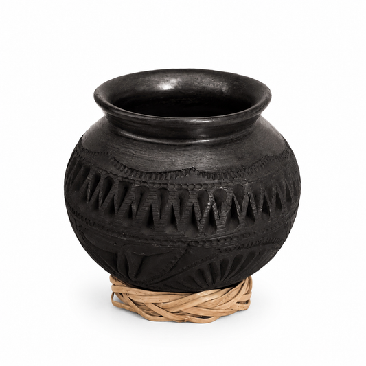 Cantarito de barro negro